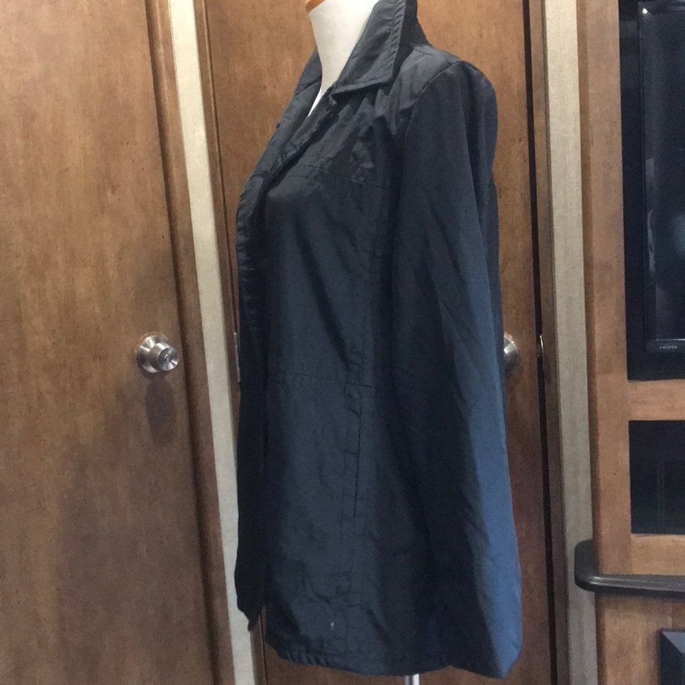 Gap Lightweight Puffer Jacket - image 2